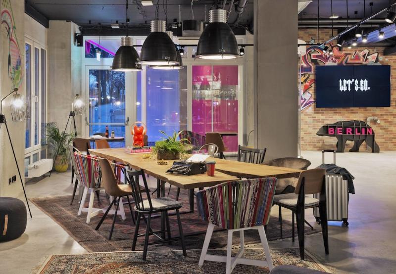 Moxy Berlin Humboldthain Park Exteriör bild